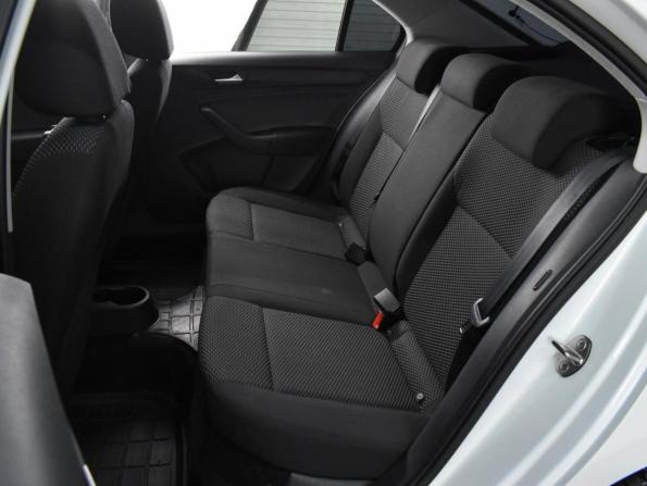 Volkswagen Polo VI с пробегом 2022 года, цена 1 724 000 рублей, 44902 км, лифтбек, Автокод Объявления