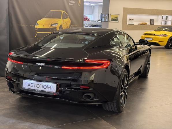 Aston Martin DB11 I с пробегом 2017 года, цена 18 200 000 рублей, 5188 км, купе, Автокод Объявления