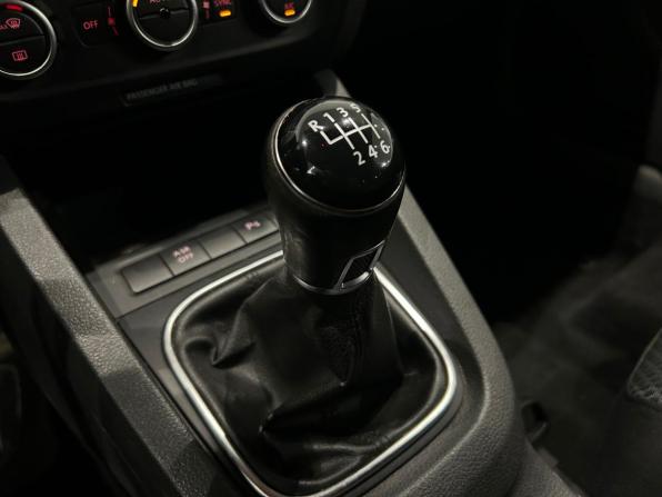 Volkswagen Jetta VI с пробегом 2012 года, цена 799 000 рублей, 260723 км, седан, Автокод Объявления