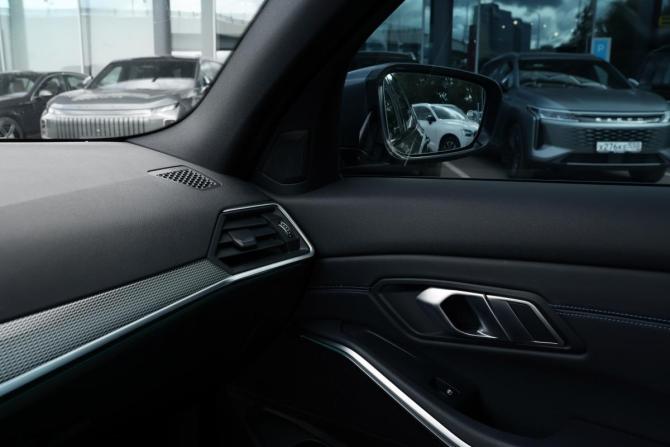 BMW 3 серии VII (G2x) с пробегом 2021 года, цена 3 990 000 рублей, 91755 км, седан, Автокод Объявления