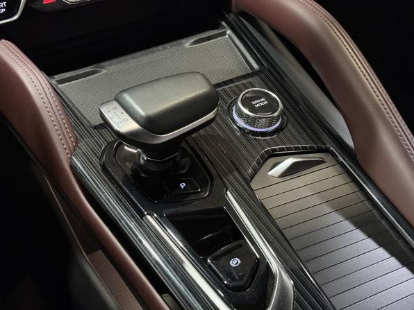 Geely Monjaro I с пробегом 2022 года, цена 3 150 000 рублей, 56650 км, внедорожник, Автокод Объявления
