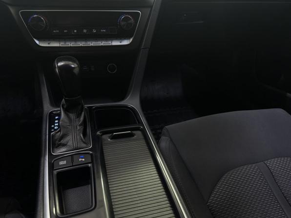 Hyundai Sonata VII (LF) Рестайлинг с пробегом 2017 года, цена 1 410 000 рублей, 181447 км, седан, Автокод Объявления