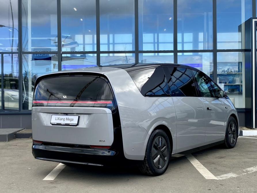 Li Auto (Lixiang) Mega Москва  - изображение 5