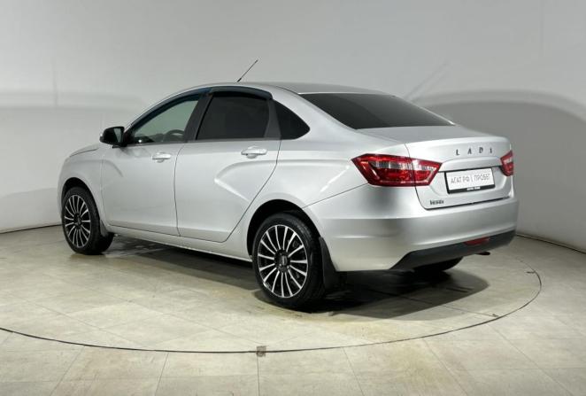 Lada (ВАЗ) Vesta I с пробегом 2021 года, цена 1 070 000 рублей, 94582 км, седан, Автокод Объявления