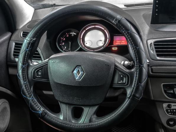 Renault Megane III с пробегом 2009 года, цена 659 900 рублей, 203000 км, хэтчбек, Автокод Объявления