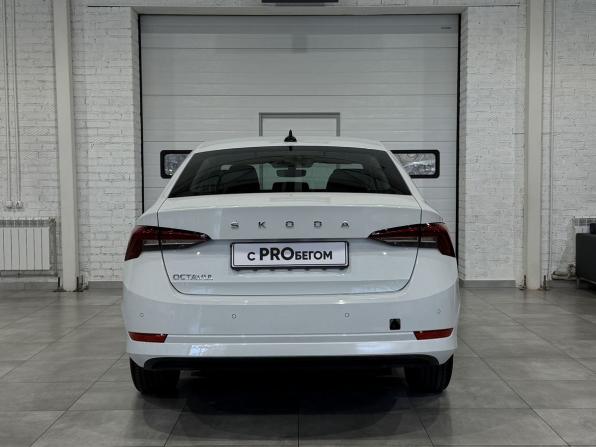 Skoda Octavia IV (A8) с пробегом 2021 года, цена 2 150 000 рублей, 52110 км, лифтбек, Автокод Объявления
