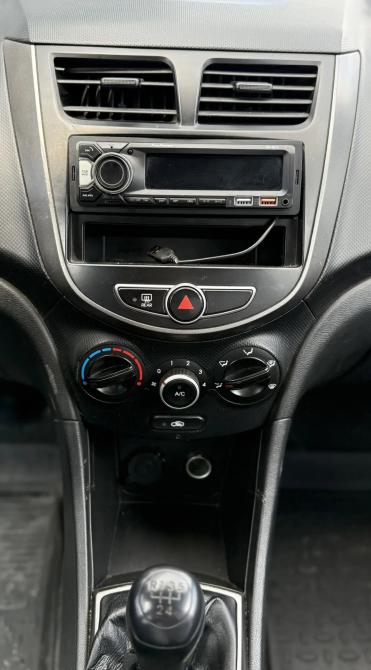 Hyundai Solaris I Шахты  - изображение 13