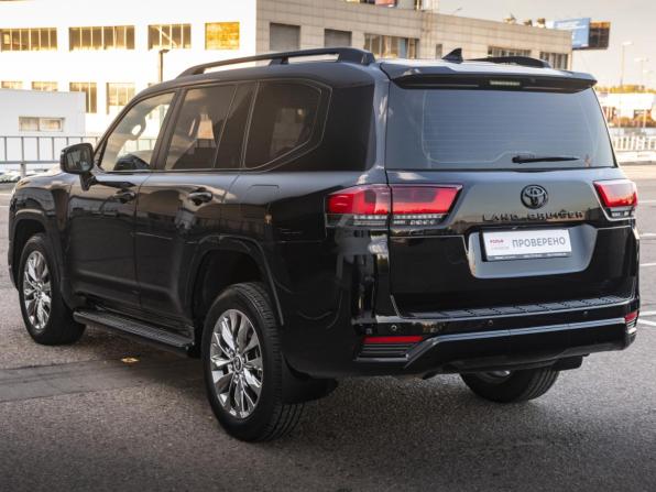 Toyota Land Cruiser 300 Series с пробегом 2023 года, цена 13 598 000 рублей, 18930 км, внедорожник, Автокод Объявления