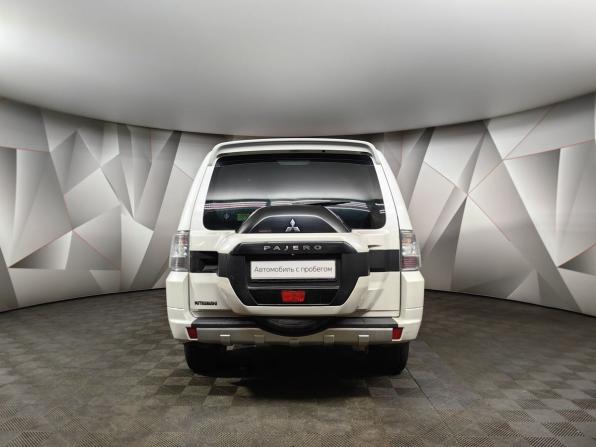 Mitsubishi Pajero IV Рестайлинг 1 с пробегом 2014 года, цена 1 550 000 рублей, 367187 км, внедорожник, Автокод Объявления