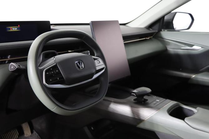 Changan Lamore с пробегом 2023 года, цена 2 059 990 рублей, 17022 км, седан, Автокод Объявления