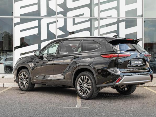 Toyota Highlander IV (XU70) с пробегом 2025 года, цена 5 250 000 рублей, 32 км, внедорожник, Автокод Объявления