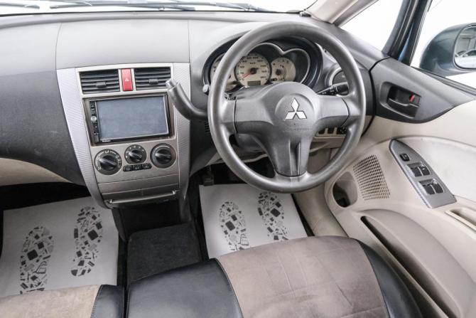 Mitsubishi Colt VI (Z20/Z30) с пробегом 2003 года, цена 399 000 рублей, 254154 км, хэтчбек, Автокод Объявления