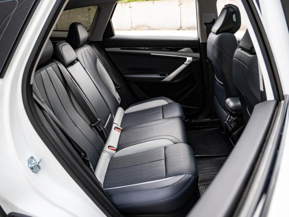 Geely Atlas II с пробегом 2025 года, цена 2 790 000 рублей, 5826 км, внедорожник, Автокод Объявления