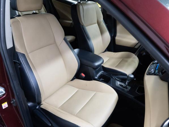 Toyota RAV4 IV (XA40) Рестайлинг с пробегом 2017 года, цена 1 990 000 рублей, 217038 км, внедорожник, Автокод Объявления