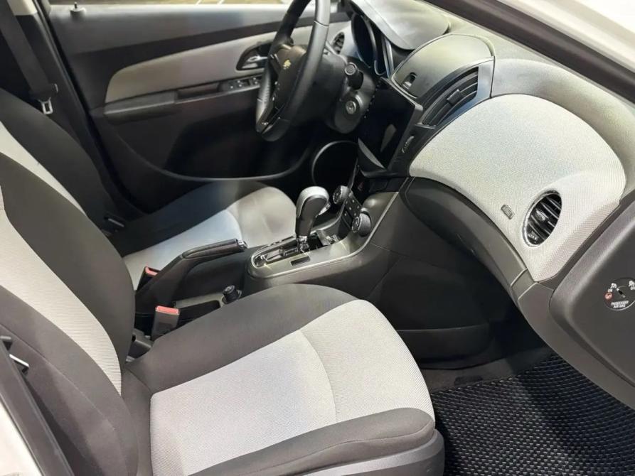 Chevrolet Cruze I Рестайлинг Саратов  - изображение 8
