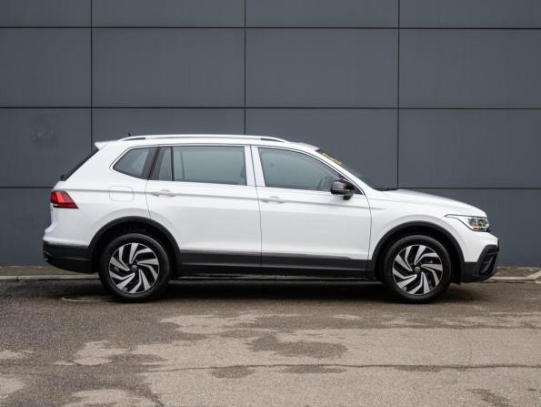 Volkswagen Tiguan II Рестайлинг (China Market) с пробегом 2024 года, цена 3 810 000 рублей, 136 км, внедорожник, Автокод Объявления