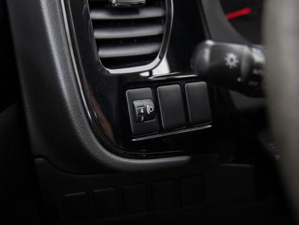 Mitsubishi Outlander III Рестайлинг 3 с пробегом 2020 года, цена 1 699 000 рублей, 173726 км, внедорожник, Автокод Объявления