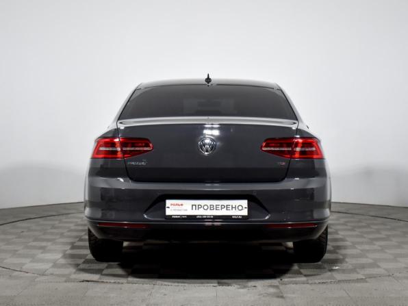 Volkswagen Passat B8 с пробегом 2017 года, цена 1 629 000 рублей, 202734 км, седан, Автокод Объявления