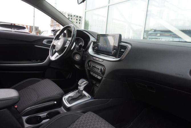 Kia XCeed I с пробегом 2020 года, цена 1 899 000 рублей, 111000 км, хэтчбек, Автокод Объявления