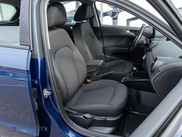 Audi A1 I (8X) с пробегом 2012 года, цена 998 000 рублей, 206284 км, хэтчбек, Автокод Объявления