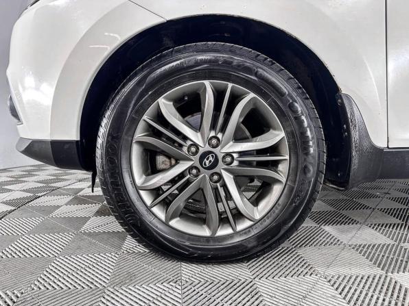 Hyundai ix35 I Рестайлинг с пробегом 2013 года, цена 1 320 000 рублей, 186675 км, внедорожник, Автокод Объявления