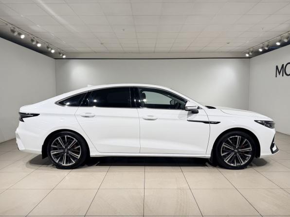 Chery Arrizo 8 с пробегом 2023 года, цена 2 199 000 рублей, 36410 км, седан, Автокод Объявления