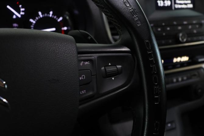 Citroen SpaceTourer I с пробегом 2021 года, цена 4 700 000 рублей, 88009 км, минивэн, Автокод Объявления