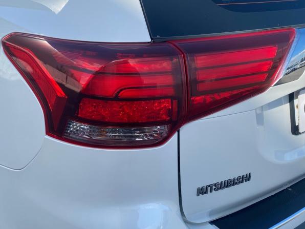 Mitsubishi Outlander III Рестайлинг 2 с пробегом 2017 года, цена 1 490 000 рублей, 186000 км, внедорожник, Автокод Объявления