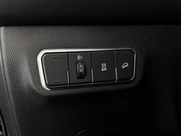 Haval M6 II с пробегом 2023 года, цена 1 790 000 рублей, 37860 км, внедорожник, Автокод Объявления