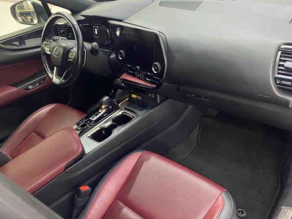 Lexus NX II с пробегом 2022 года, цена 4 649 000 рублей, 105921 км, внедорожник, Автокод Объявления