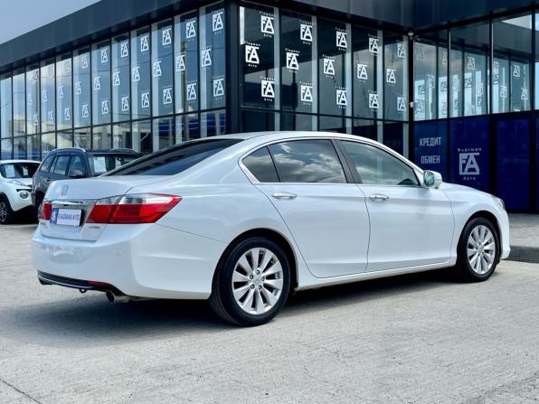 Honda Accord IX с пробегом 2013 года, цена 1 450 000 рублей, 172000 км, седан, Автокод Объявления