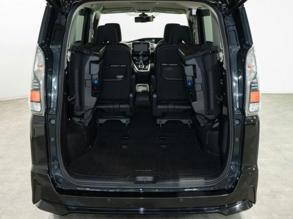 Nissan Serena V (C27) с пробегом 2018 года, цена 1 960 000 рублей, 115500 км, минивэн, Автокод Объявления