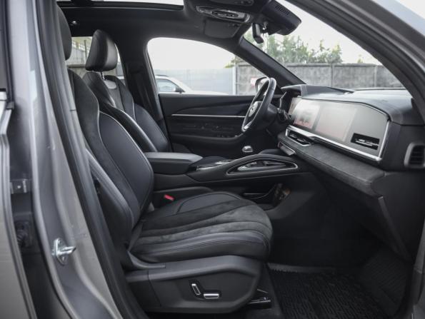 Geely Monjaro I с пробегом 2024 года, цена 3 499 000 рублей, 38850 км, внедорожник, Автокод Объявления