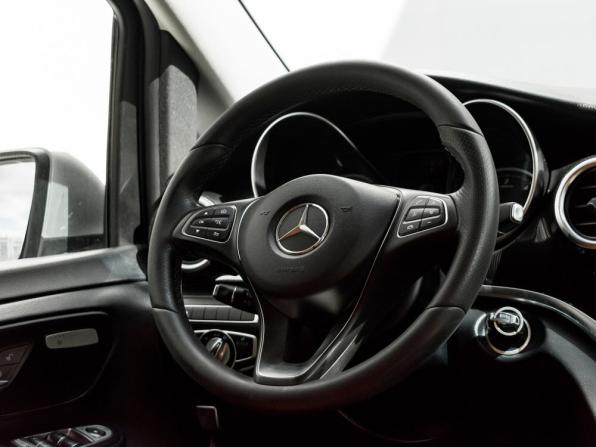 Mercedes-Benz V-Класс III (W447) с пробегом 2018 года, цена 4 100 000 рублей, 155699 км, минивэн, Автокод Объявления