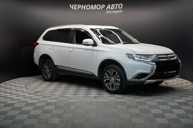 Mitsubishi Outlander III Рестайлинг 2 с пробегом 2016 года, цена 1 890 000 рублей, 158000 км, внедорожник, Автокод Объявления