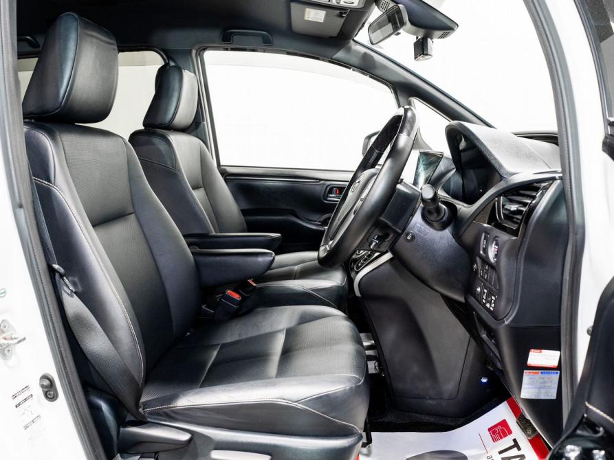 Toyota Esquire I Рестайлинг Чита  - изображение 7