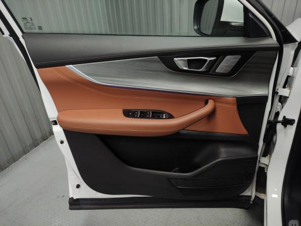 Chery Tiggo 8 Pro e+ с пробегом 2023 года, цена 2 520 000 рублей, 20937 км, внедорожник, Автокод Объявления