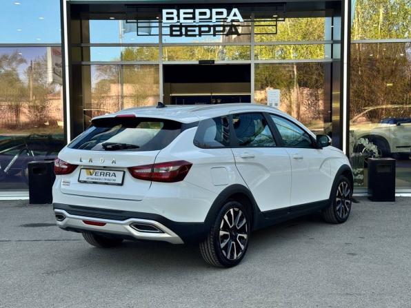 Lada (ВАЗ) Vesta I Рестайлинг (NG) с пробегом 2024 года, цена 1 390 000 рублей, 27247 км, универсал, Автокод Объявления