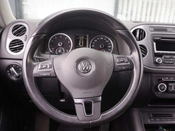 Volkswagen Tiguan I Рестайлинг с пробегом 2013 года, цена 1 393 000 рублей, 145698 км, внедорожник, Автокод Объявления