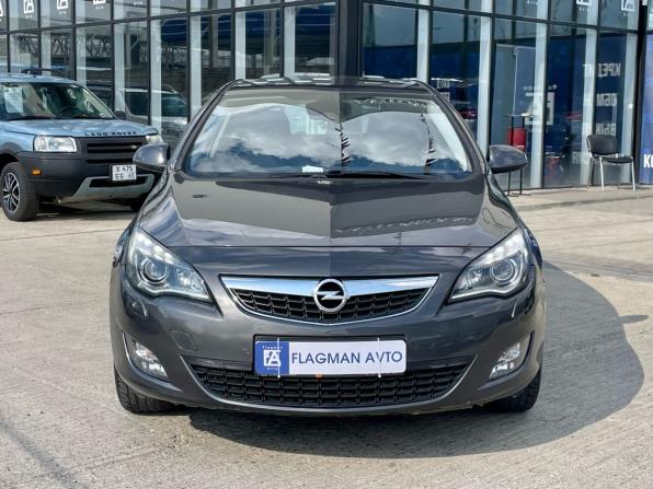 Opel Astra J с пробегом 2010 года, цена 695 000 рублей, 186540 км, хэтчбек, Автокод Объявления