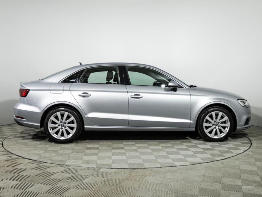Audi A3 III (8V) Рестайлинг Санкт-Петербург  - изображение 4