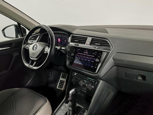 Volkswagen Tiguan II с пробегом 2019 года, цена 2 655 000 рублей, 112049 км, внедорожник, Автокод Объявления