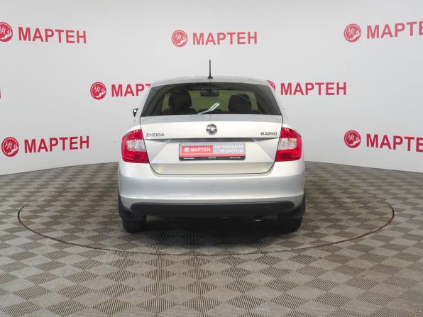 Skoda Rapid I с пробегом 2015 года, цена 1 055 000 рублей, 145600 км, лифтбек, Автокод Объявления