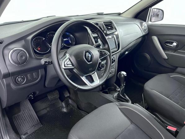 Renault Logan II Рестайлинг с пробегом 2019 года, цена 1 199 000 рублей, 82300 км, седан, Автокод Объявления