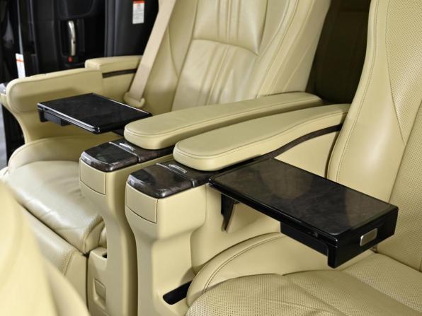 Toyota Alphard III Рестайлинг с пробегом 2021 года, цена 3 999 000 рублей, 175000 км, минивэн, Автокод Объявления