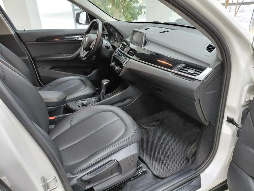 BMW X1 II (F48) Москва  - изображение 10