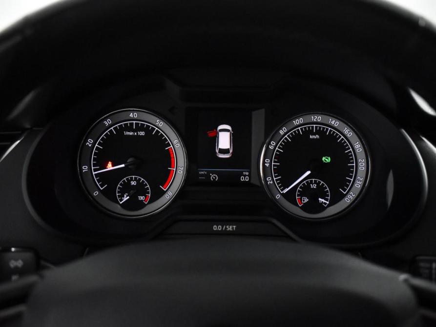 Skoda Octavia III (A7) Рестайлинг Санкт-Петербург  - изображение 19