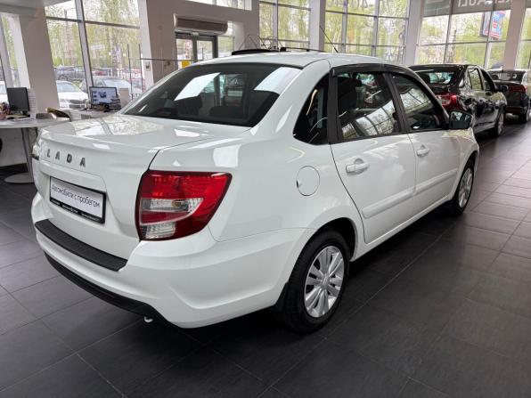 Lada (ВАЗ) Granta I Рестайлинг с пробегом 2018 года, цена 668 000 рублей, 76834 км, седан, Автокод Объявления