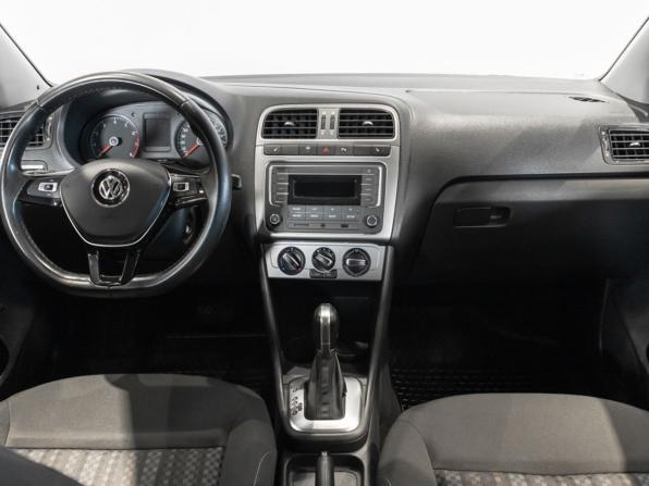 Volkswagen Polo V Рестайлинг с пробегом 2020 года, цена 1 421 300 рублей, 86415 км, седан, Автокод Объявления