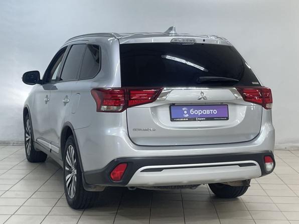 Mitsubishi Outlander III Рестайлинг 3 с пробегом 2021 года, цена 2 499 000 рублей, 137135 км, внедорожник, Автокод Объявления